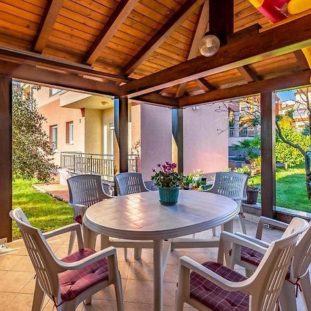 Istriensonne - Apartments Veruda Mit Grillterrasse Пула Экстерьер фото