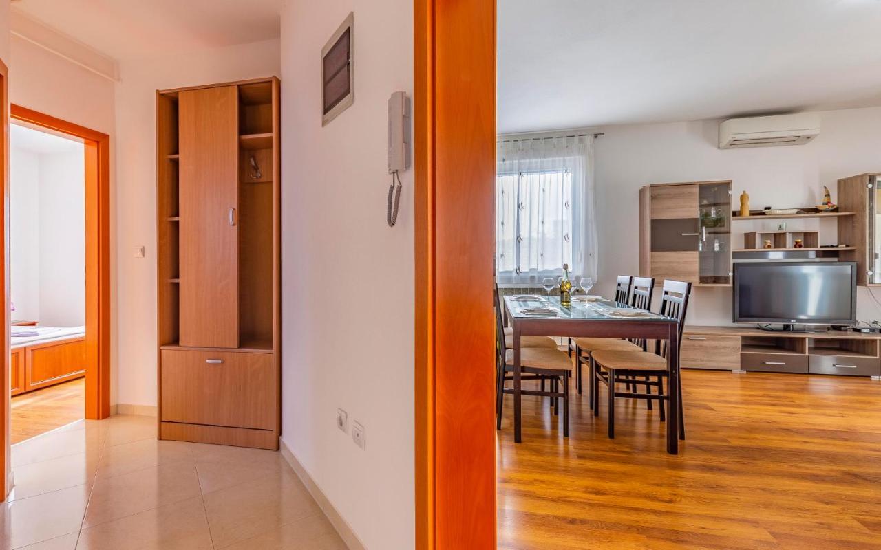 Istriensonne - Apartments Veruda Mit Grillterrasse Пула Экстерьер фото