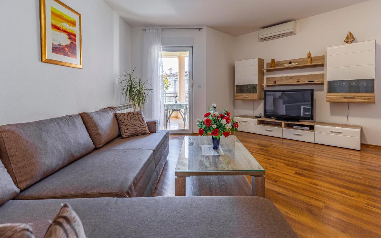 Istriensonne - Apartments Veruda Mit Grillterrasse Пула Экстерьер фото